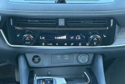 Nissan Rogue Platinum AWD 2026