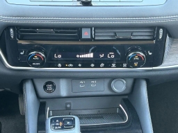 Nissan Rogue Platinum AWD 2026