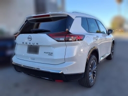 Nissan Rogue Platinum AWD 2026