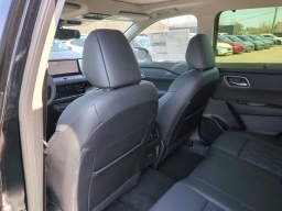 Nissan Rogue Platinum AWD 2026