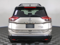 Nissan Rogue Platinum AWD 2025