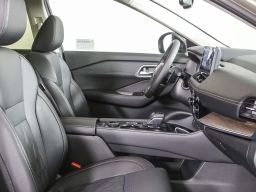 Nissan Rogue Platinum AWD 2025