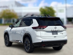 Nissan Rogue Platinum AWD 2026