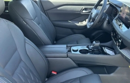 Nissan Rogue Platinum AWD 2026