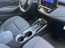 Toyota Corolla LE CVT (Natl) 2026