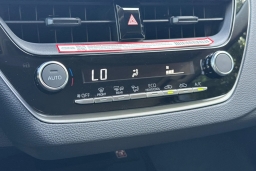 Toyota Corolla LE CVT (Natl) 2026