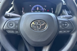 Toyota Corolla LE CVT (Natl) 2026