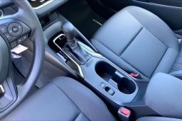 Toyota Corolla LE CVT (Natl) 2026