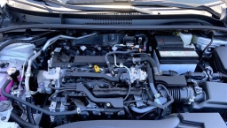 Toyota Corolla LE CVT (Natl) 2026