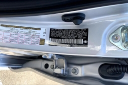 Toyota Corolla LE CVT (Natl) 2026