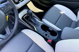 Toyota Corolla LE CVT (Natl) 2026