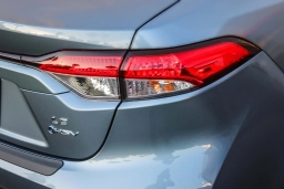 Toyota Corolla Hybrid LE FWD (Natl) 2026