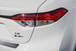 Toyota Corolla Hybrid LE FWD (Natl) 2026