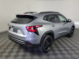 Chevrolet Trax LT FWD 4dr 2026