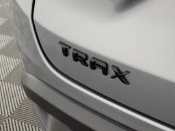 Chevrolet Trax LT FWD 4dr 2026