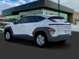 Hyundai Kona SE FWD 2026