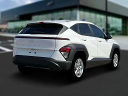 Hyundai Kona SE FWD 2026