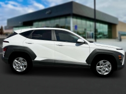 Hyundai Kona SE FWD 2026