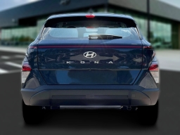 Hyundai Kona SE FWD 2026