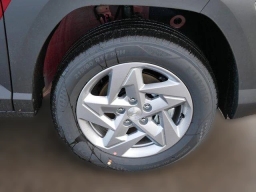 Hyundai Kona SE AWD 2026