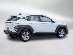 Hyundai Kona SE AWD 2026