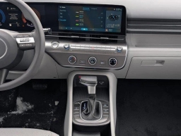 Hyundai Kona SE AWD 2026