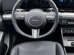 Hyundai Kona SEL Premium FWD 2026