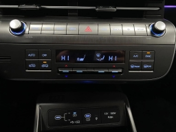 Hyundai Kona SEL Premium AWD 2026