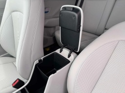 Hyundai Kona Limited FWD 2026