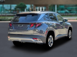 Hyundai Tucson Hybrid SEL AWD 2026