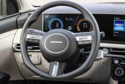 Hyundai Tucson Hybrid SEL AWD 2026