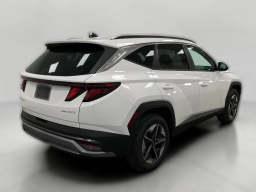 Hyundai Tucson Hybrid SEL AWD 2026