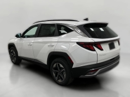 Hyundai Tucson Hybrid SEL AWD 2026