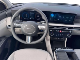 Hyundai Tucson Hybrid SEL AWD 2026