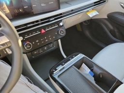 Hyundai Tucson Hybrid SEL AWD 2026