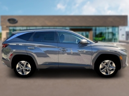 Hyundai Tucson Hybrid SEL AWD 2026
