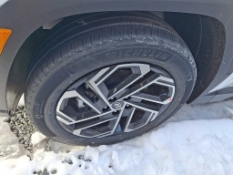 Hyundai Tucson Hybrid Limited AWD 2026