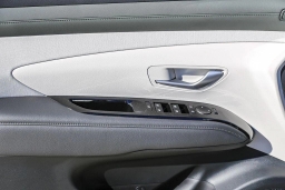 Hyundai Tucson Hybrid Limited AWD 2026