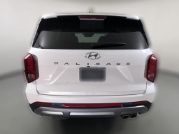 Hyundai Palisade SEL FWD 2025