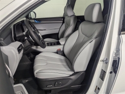 Hyundai Palisade SEL FWD 2025