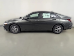 Hyundai Elantra SE IVT 2025