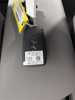 Hyundai Elantra SE IVT 2025