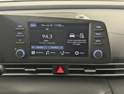 Hyundai Elantra SE IVT 2025