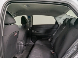 Hyundai Elantra SE IVT 2025