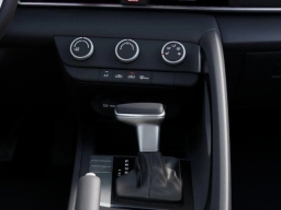 Hyundai Elantra SE IVT 2026