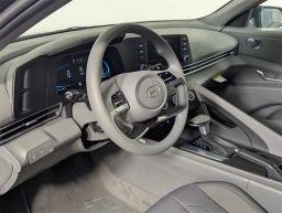 Hyundai Elantra SE IVT 2025