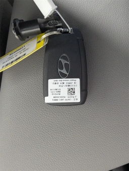 Hyundai Elantra SE IVT 2025