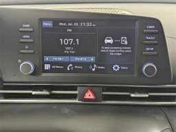 Hyundai Elantra SE IVT 2025