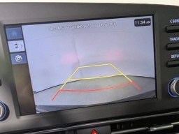 Hyundai Elantra SE IVT 2025