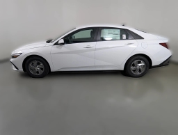 Hyundai Elantra SE IVT 2025